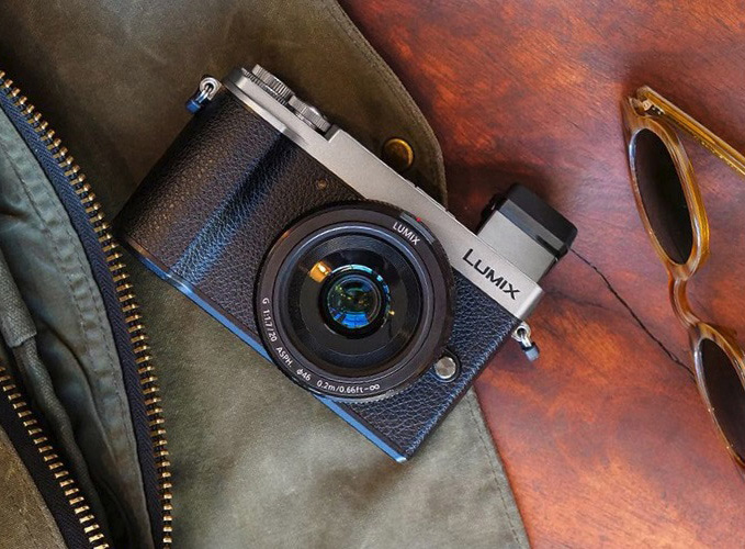 Panasonic Lumix DC-GX9 First Impressions Review